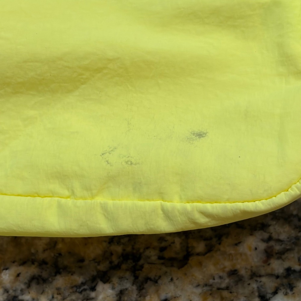 Lululemon Everywhere Belt Bag 1L Neon Electric Lemon Yellow Waist Pack Bag - Picture 8 of 13